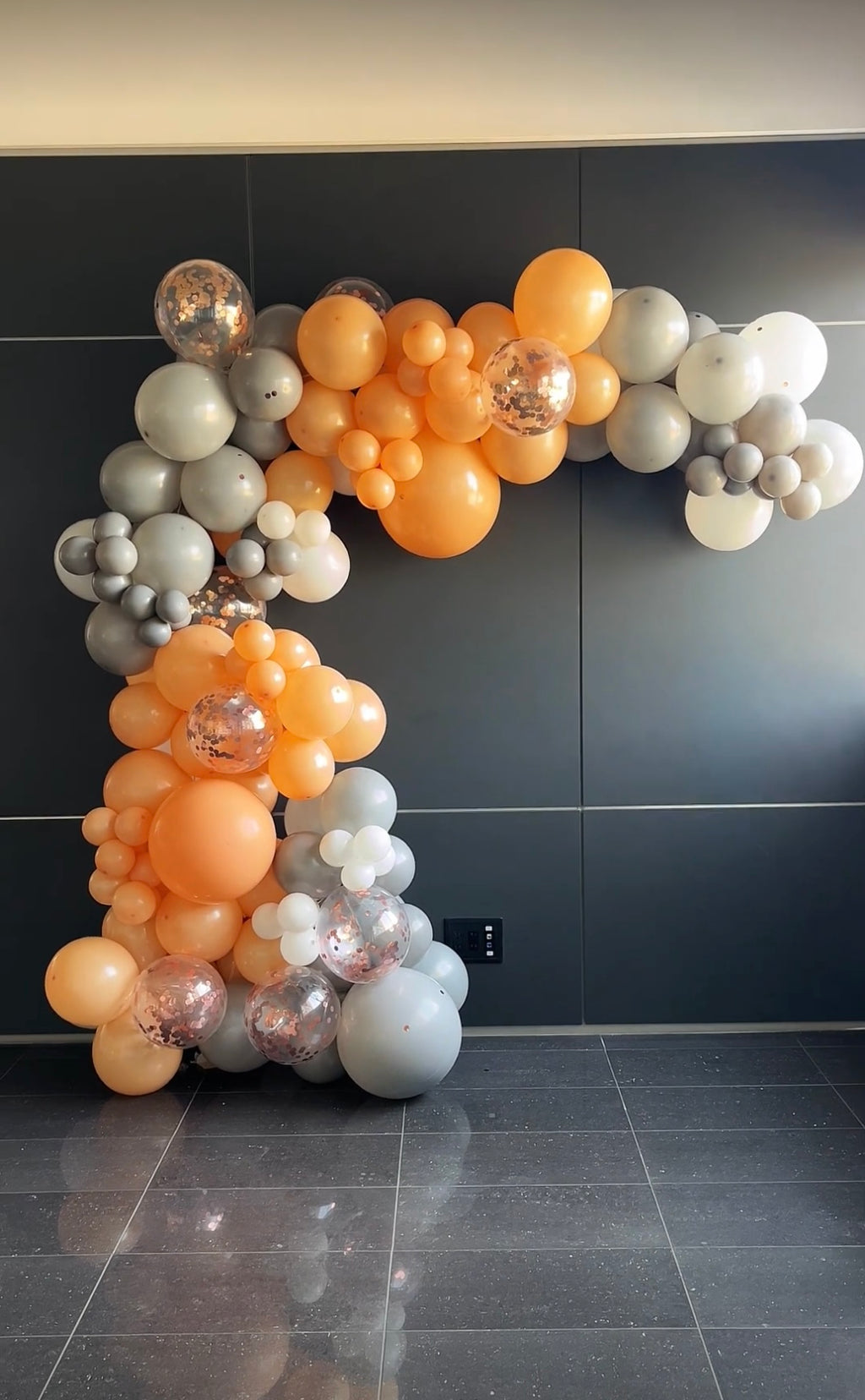 Stand Alone Balloon Garland - Custom Theme